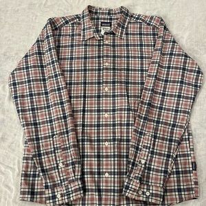 Patagonia Men’s Organic Cotton Button Up